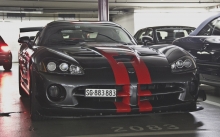  Dodge Viper      